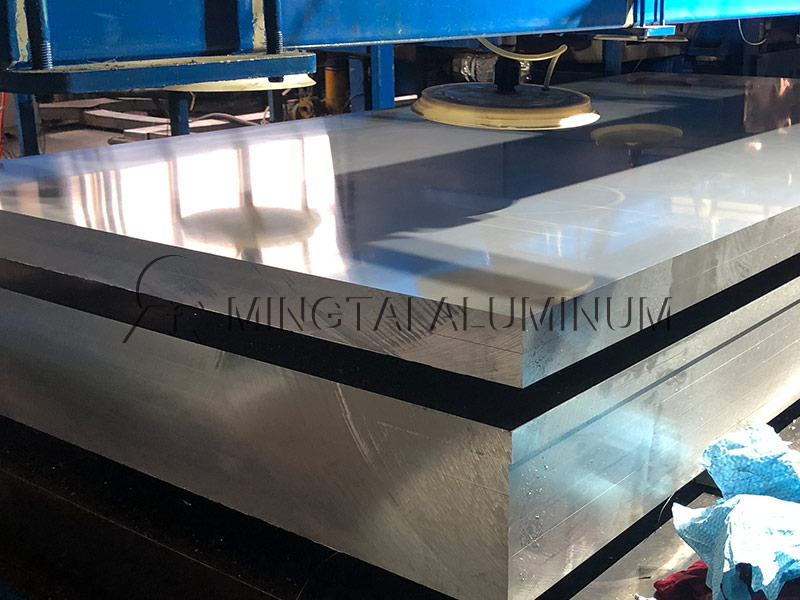 出口罐車料用5182-H111鋁板卷優(yōu)勢(shì)有哪些？?jī)r(jià)格是多少